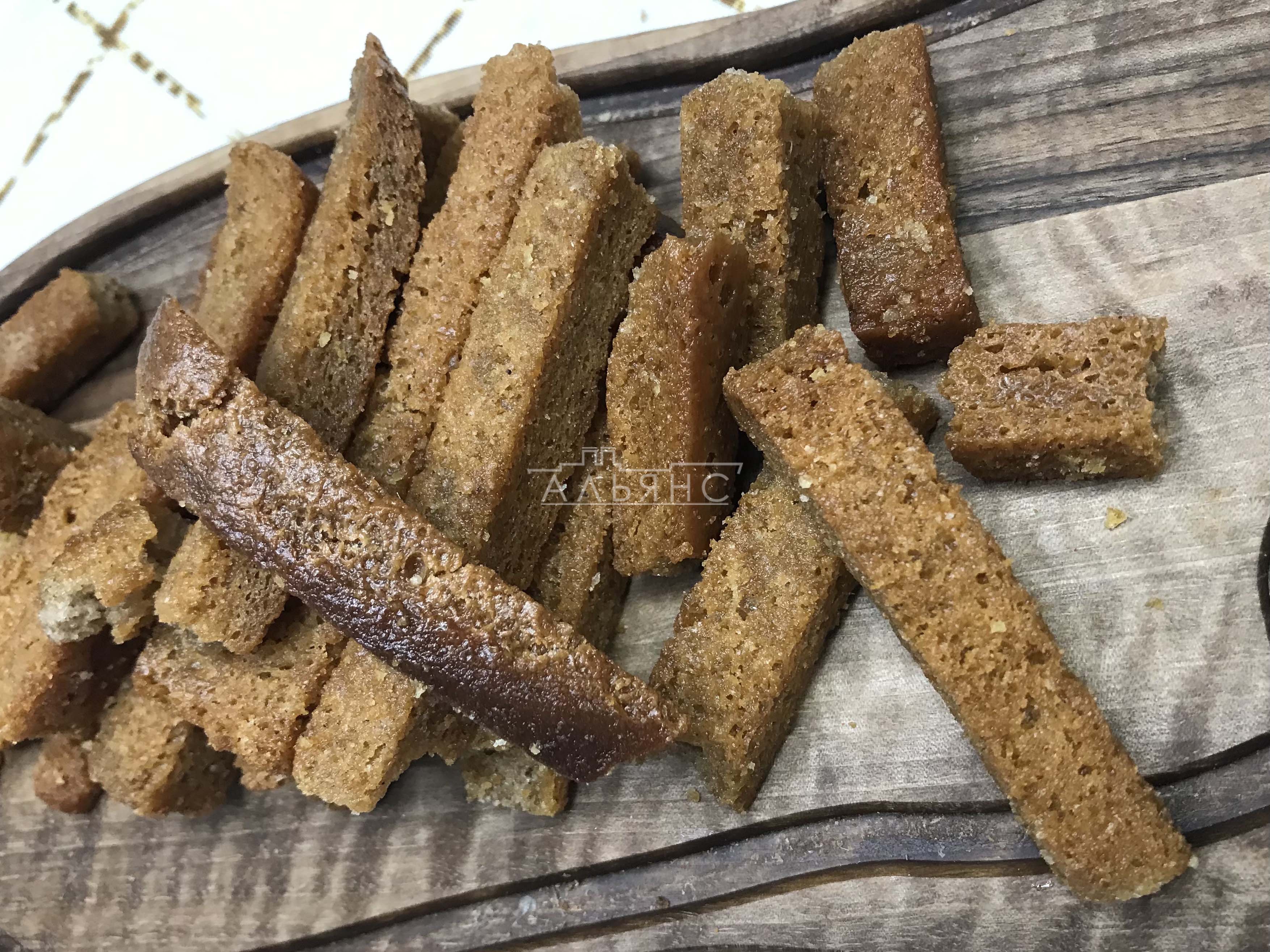 Деревенские гренки с чесноком в Каспийске