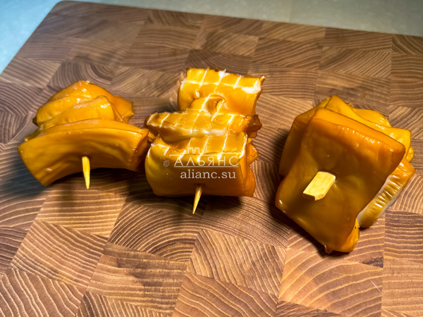 Шашлычок из кальмара х/к в Каспийске