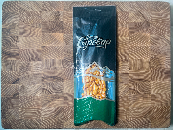 Сыр 60 гр ГОРНЫЙ СЫРОВАР (Бочонок копчёный с аджикой) в Каспийске