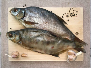 Горбуша соломка солено-сушеная: Лещ цимлянский вяленый